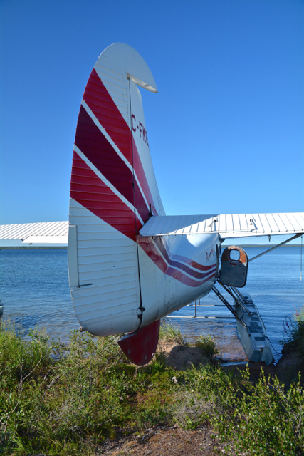 Float plane back